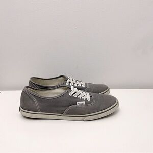 Vans Off The Wall Classic Canvas Sneakers | Grey | Size 8.5
